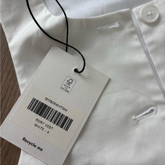 Reformation Rory Vest - Picture 6 of 6